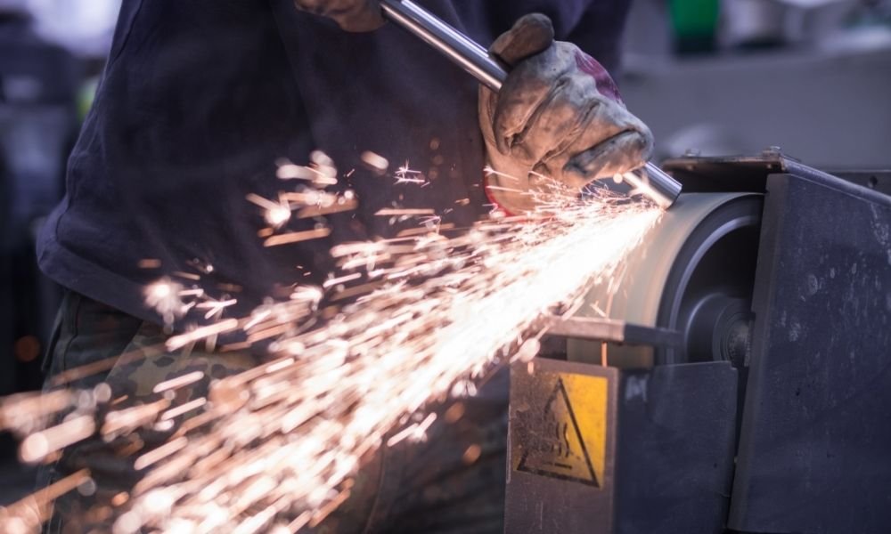 Key Features of Industrial Belt Grinders - Dai Nhan Machinery